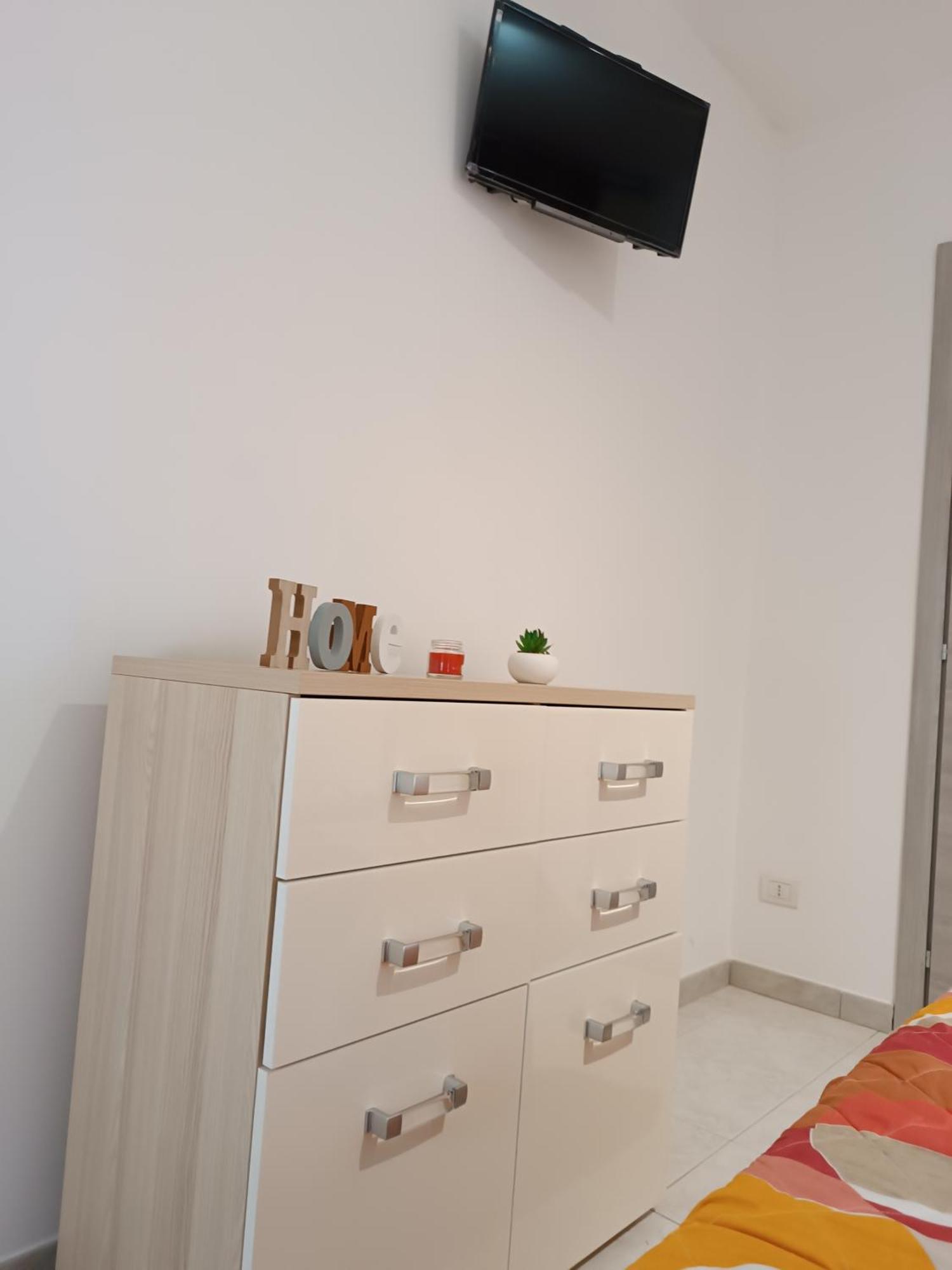 Ale'S House Apartment Monserrato Bagian luar foto
